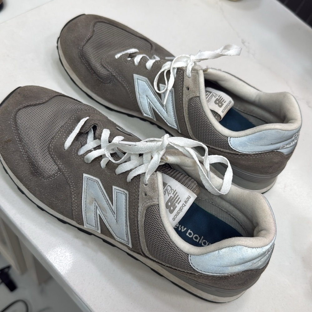 New Balance classic 574 grey tennis shoes men’s size 12 - Picture 3 of 6